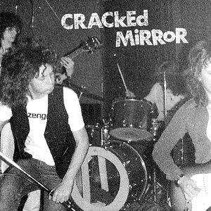 Cracked Mirror のアバター