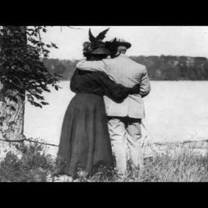 Pablo Neruda, Madonna 的头像