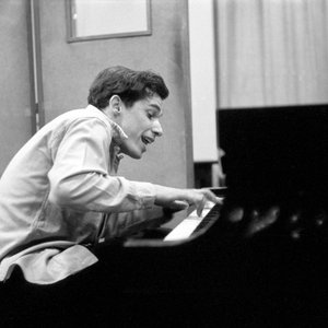 Glenn Gould и Johann Sebastian Bach 的头像