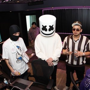 Marshmello & Fuerza Regida 的头像