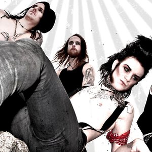“Wasted Saints”的封面