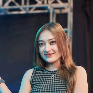 Shinta Arsinta 的头像