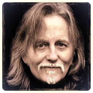 Robert Stanley 的头像