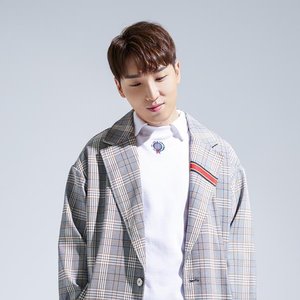 황인욱 的头像