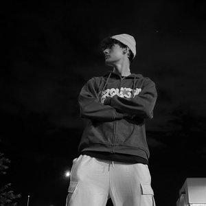 Flo4t Up 的头像