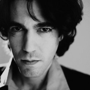 אביב גדג' 的头像