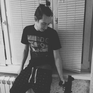 Yung Riley 的头像