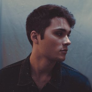 Damion Frost 的头像