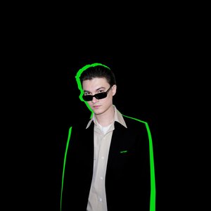 Партнер 的头像