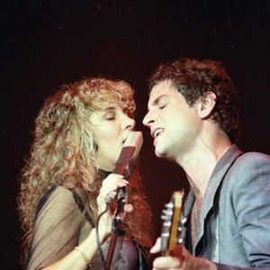 Lindsey Buckingham and Stevie Nicks 的头像