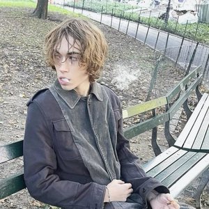 Henry Kava 的头像