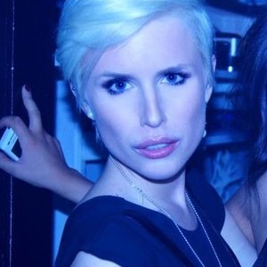 Tia Lily için avatar