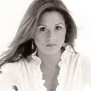 'Samara Vargas'の画像