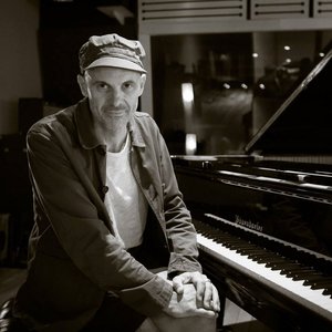 Stephen Baker 的头像