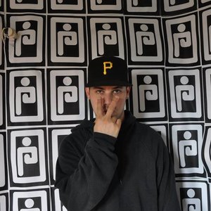 Phlat 的头像