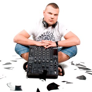 Jaroslaw M 的头像