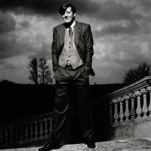 Stephen Fry 的头像