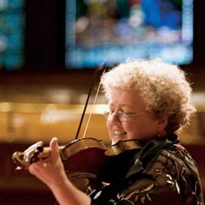 Monica Huggett のアバター