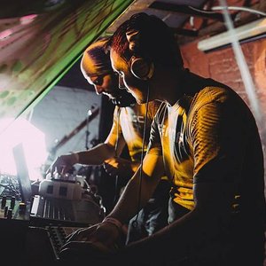 OkoloSna & Chronos 的头像