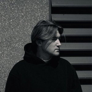 Tom Nolan のアバター