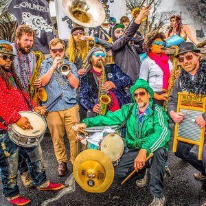 Empire Strikes Brass 的头像