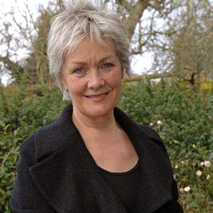 Lynne Dawson 的头像