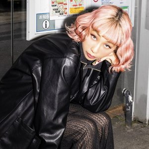 青山テルマ 的头像