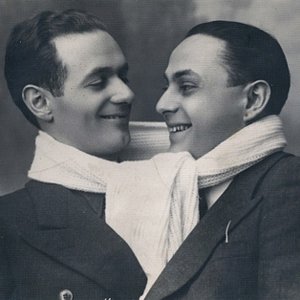Stroe și Vasilache 的头像