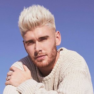 Image for 'Colton Dixon'