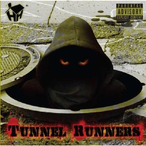 “Tunnel Runners”的封面