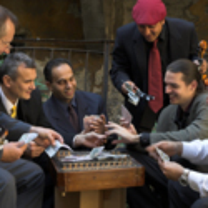 Kálmán Balogh & The Gipsy Cimbalom Band photo provided by Last.fm