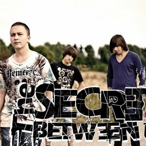 Immagine per 'THE SECRETS BETWEEN US'