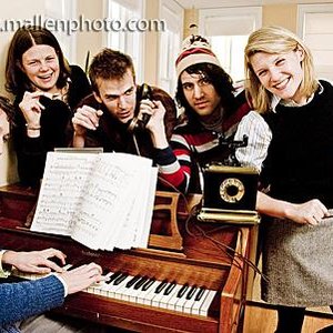 “Olivia Mancini & the Housemates”的封面