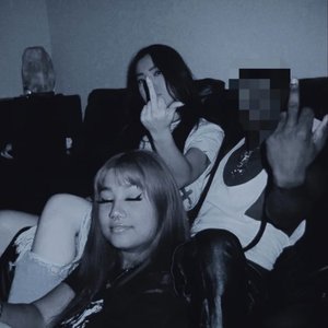 I still <3 / Hate you