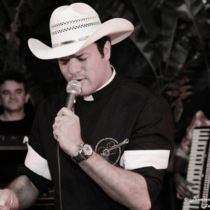 Padre Alessandro Campos 的头像