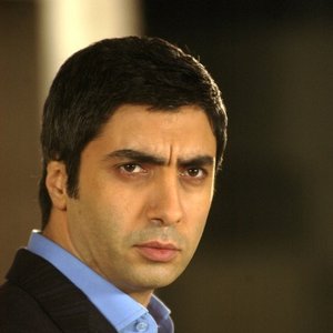 'polat alemdar' için resim