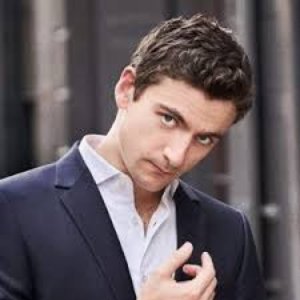 Alexander Ullman 的头像