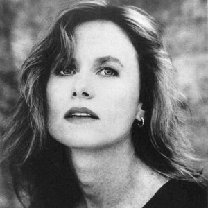 Amy Madigan 的头像