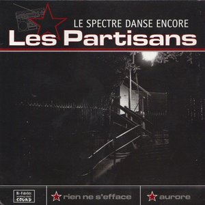 Le spectre danse encore