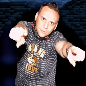 DJ Tururu photo provided by Last.fm