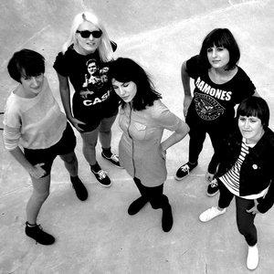 The Shirley MacLaines 的头像