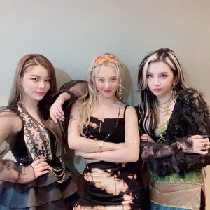 Bild für 'Ailee, HYOYEON, Jeon Ji Woo'