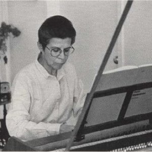 Avatar for Lola Odiaga