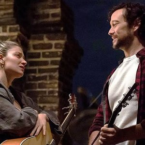 Joseph Gordon-Levitt, Eve Hewson 的头像