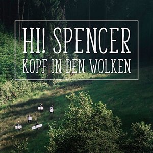 Kopf in den Wolken