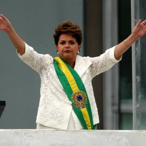 Dilma 的头像