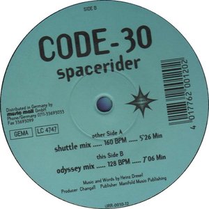Code-30 的头像