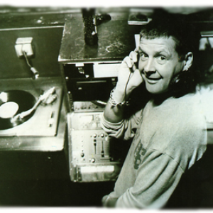 Tony De Vit photo provided by Last.fm