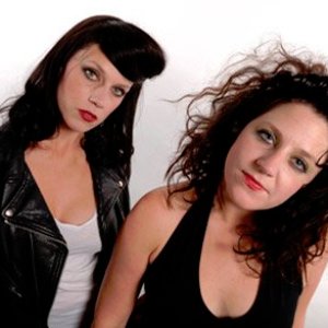 The Fabulous Ginn Sisters 的头像