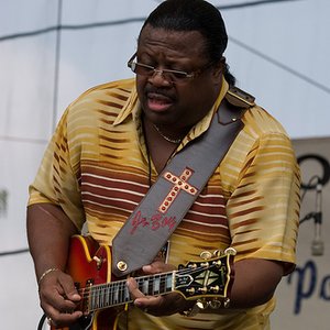 Andrew "Jr. Boy" Jones 的头像